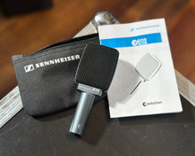 Load image into Gallery viewer, Sennheiser E609 Supercardioid Instrument Microphone
