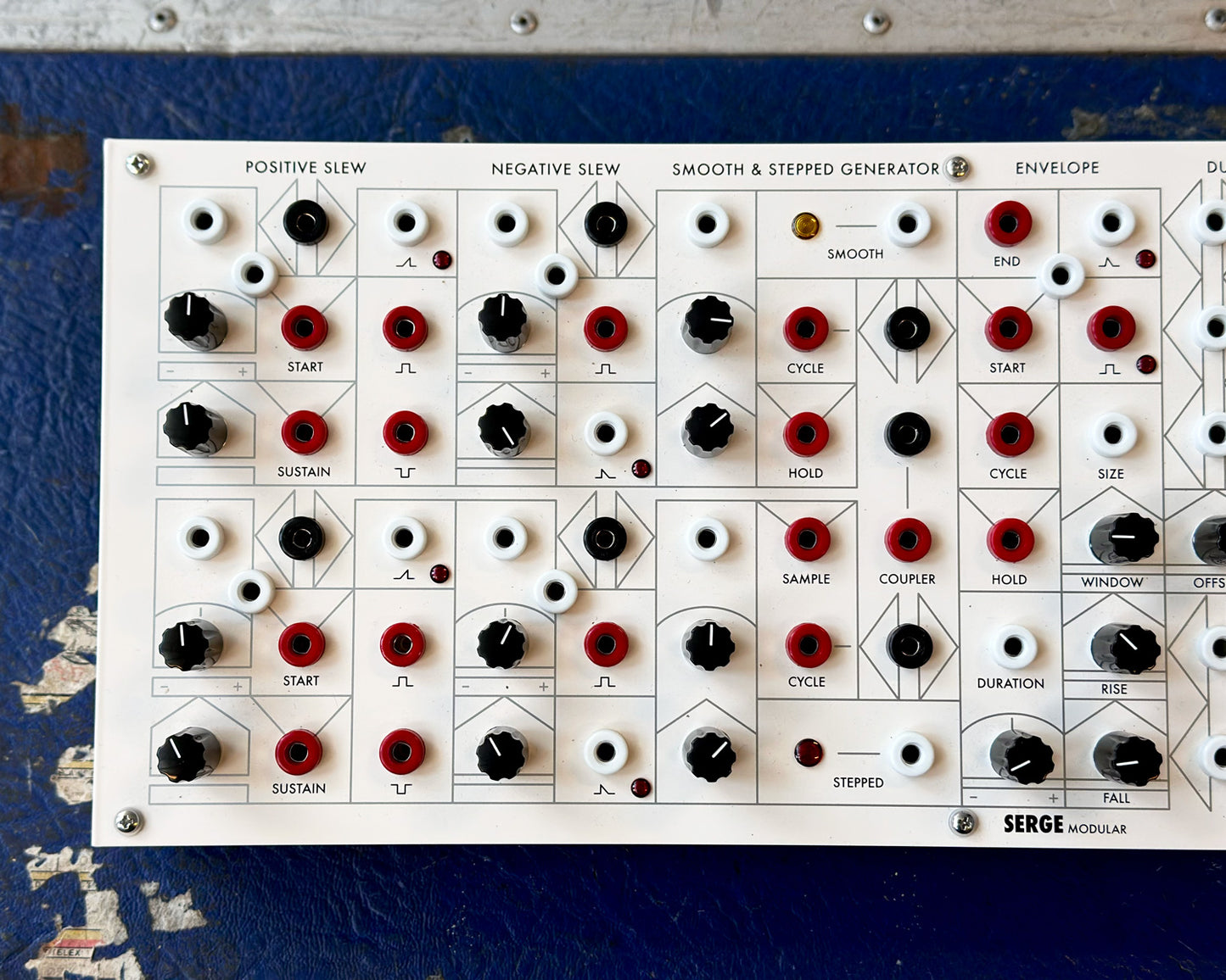 Serge Modular / Random Source Paperface 50 - Paris-Flash