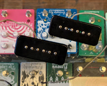 Load image into Gallery viewer, Seymour Duncan Antiquity™ Vintage P90 Pickups Set - Black
