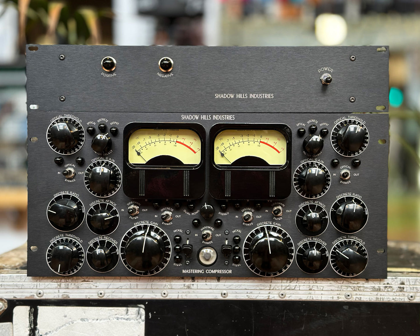 Shadow Hills Mastering Compressor w/ Power Supply