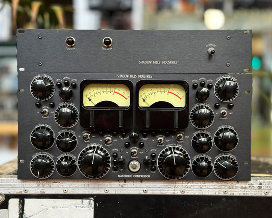 Shadow Hills Mastering Compressor w/ Power Supply