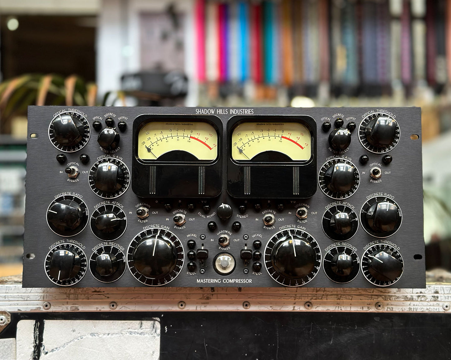 Shadow Hills Mastering Compressor w/ Power Supply