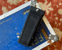 Load image into Gallery viewer, 1974 Shin-ei Companion 8T-R Fuzz-Wah

