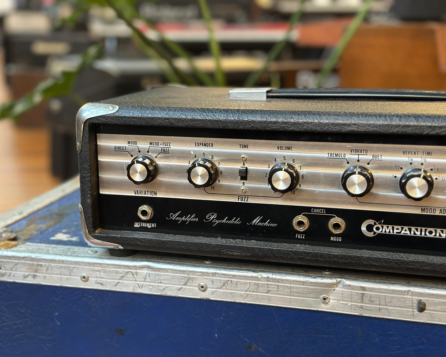 Shin-ei Companion PM-14 Amplifier Psychedelic Machine