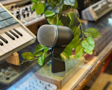 Load image into Gallery viewer, Shure Beta 52a

