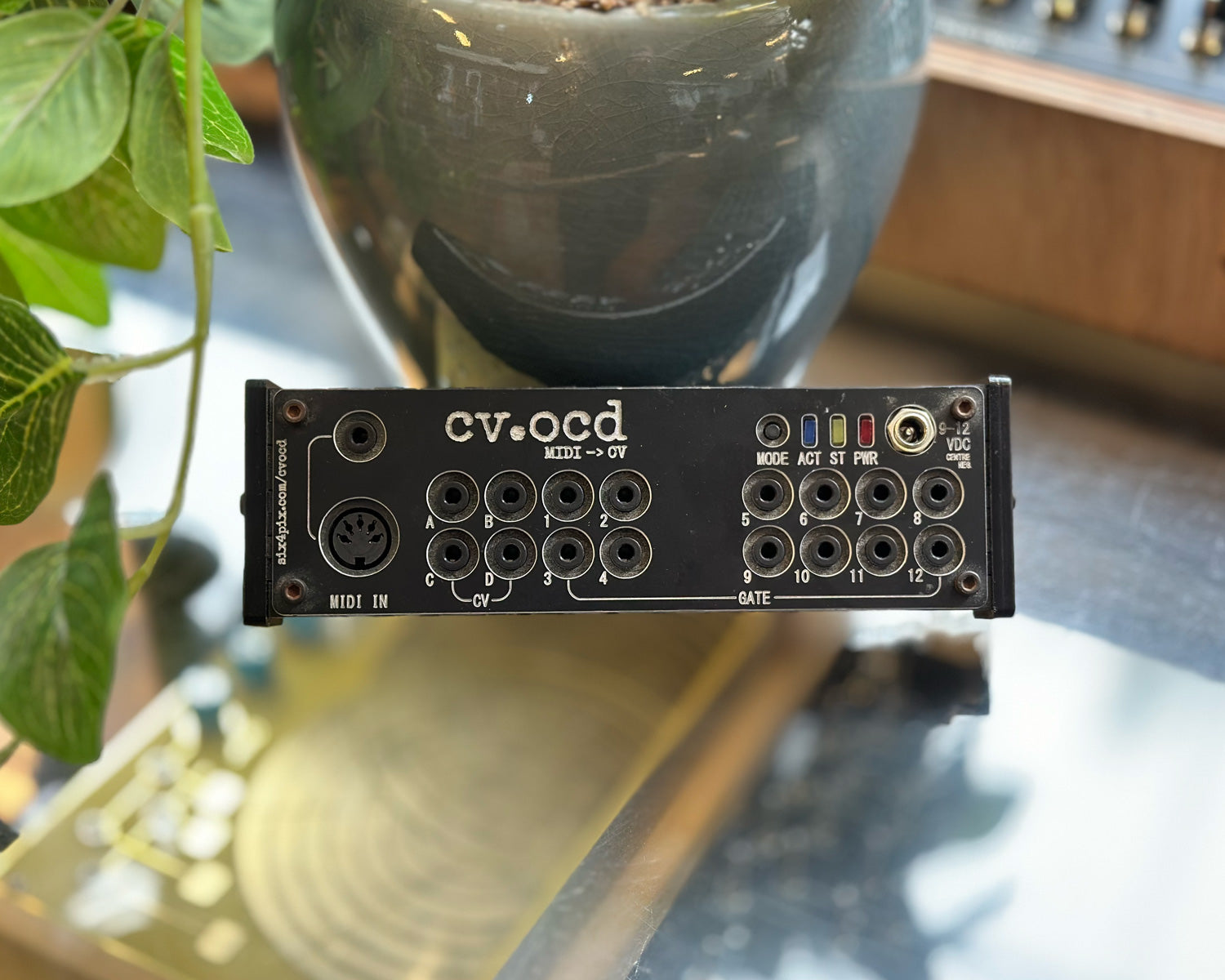 Sixty Four Pixels – Found Sound