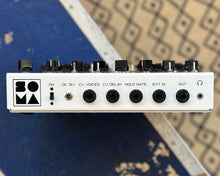 Load image into Gallery viewer, Soma Laboratory Lyra-8 - White
