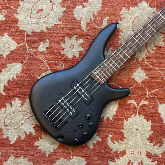 SoundGear by Ibanez SR305EB WK SR Standard 5-String Electric Bass