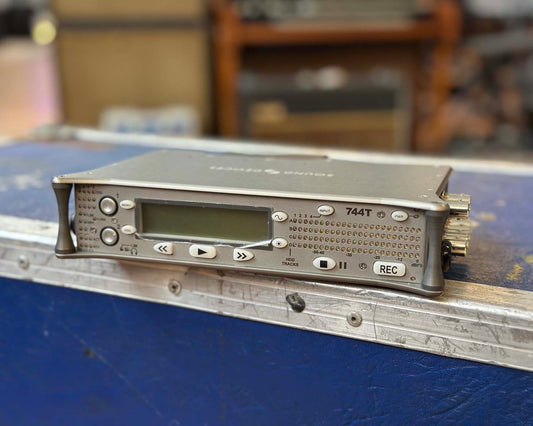 Sound Devices 744T Portable 4-Track - Bundle