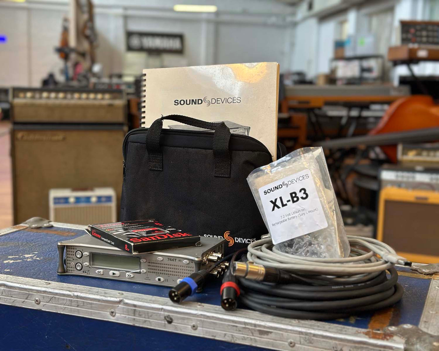 Sound Devices 744T Portable 4-Track - Bundle