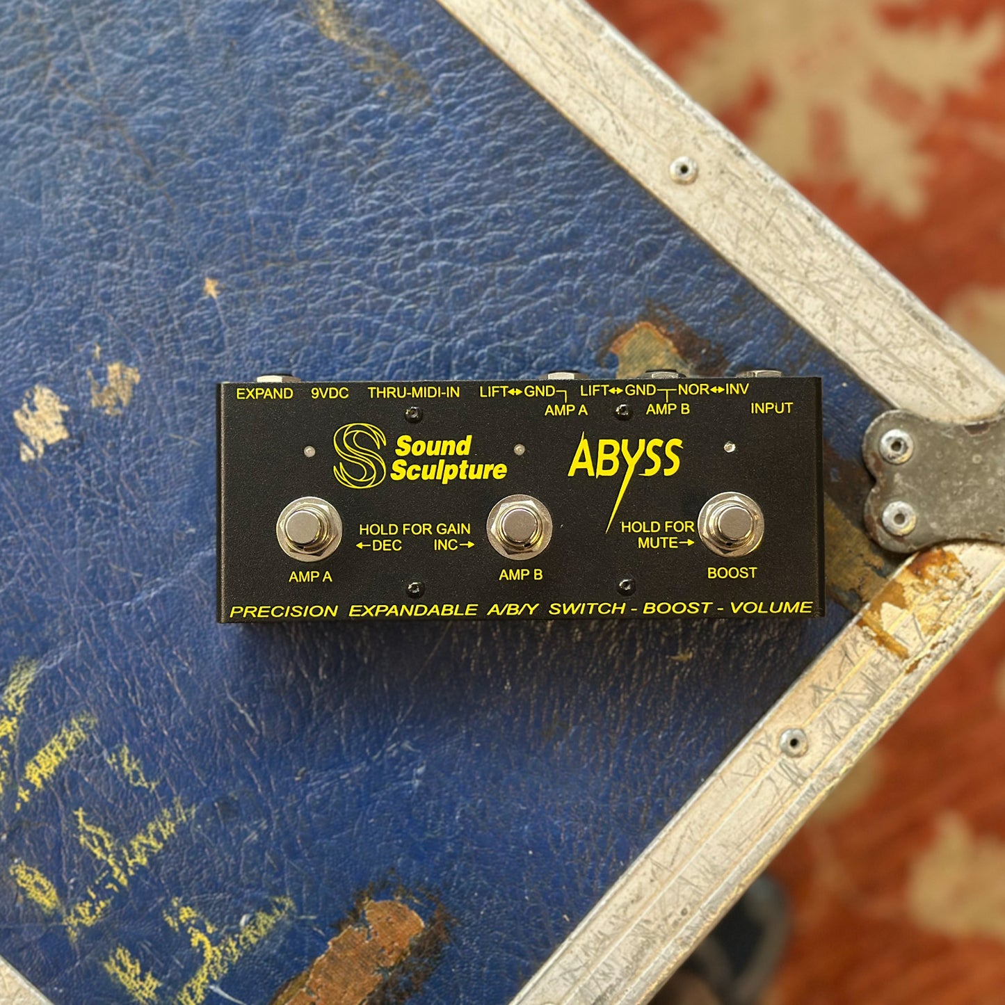 Sound Sculpture Abyss MIDI A/B/Y Switcher