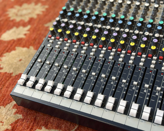 Soundcraft FX16ii Professional 16 Channel Audio Mixer with Effects