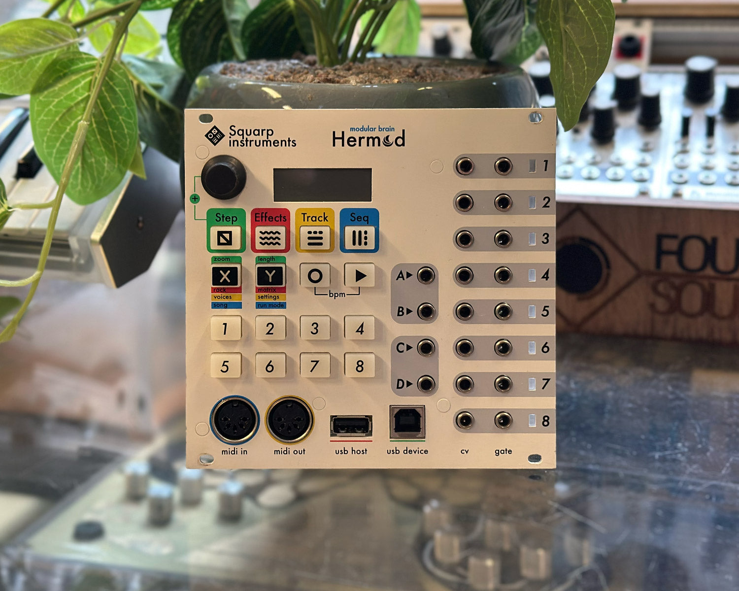 Squarp instruments Hermod+ モジュラー ユーロラック Squarp instruments Hermod+ モジュラー ユーロラック Hermod+