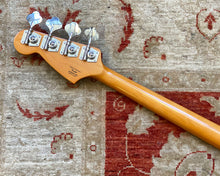 Load image into Gallery viewer, Squier Classic Vibe 60s Mustang Bass - Olympic White
