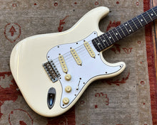 Load image into Gallery viewer, 1987  &#39;E&#39; Serial Squier by FenderStratocaster MIJ
