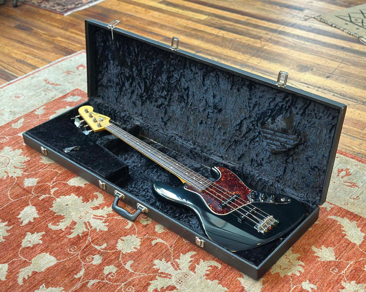 Squier by Fender JV '62 Reissue Jazz Bass