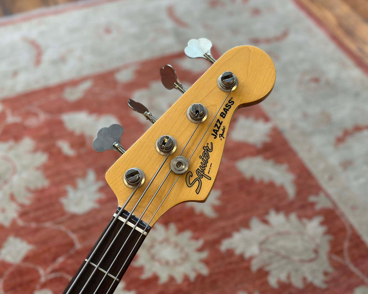 Squier by Fender JV '62 Reissue Jazz Bass