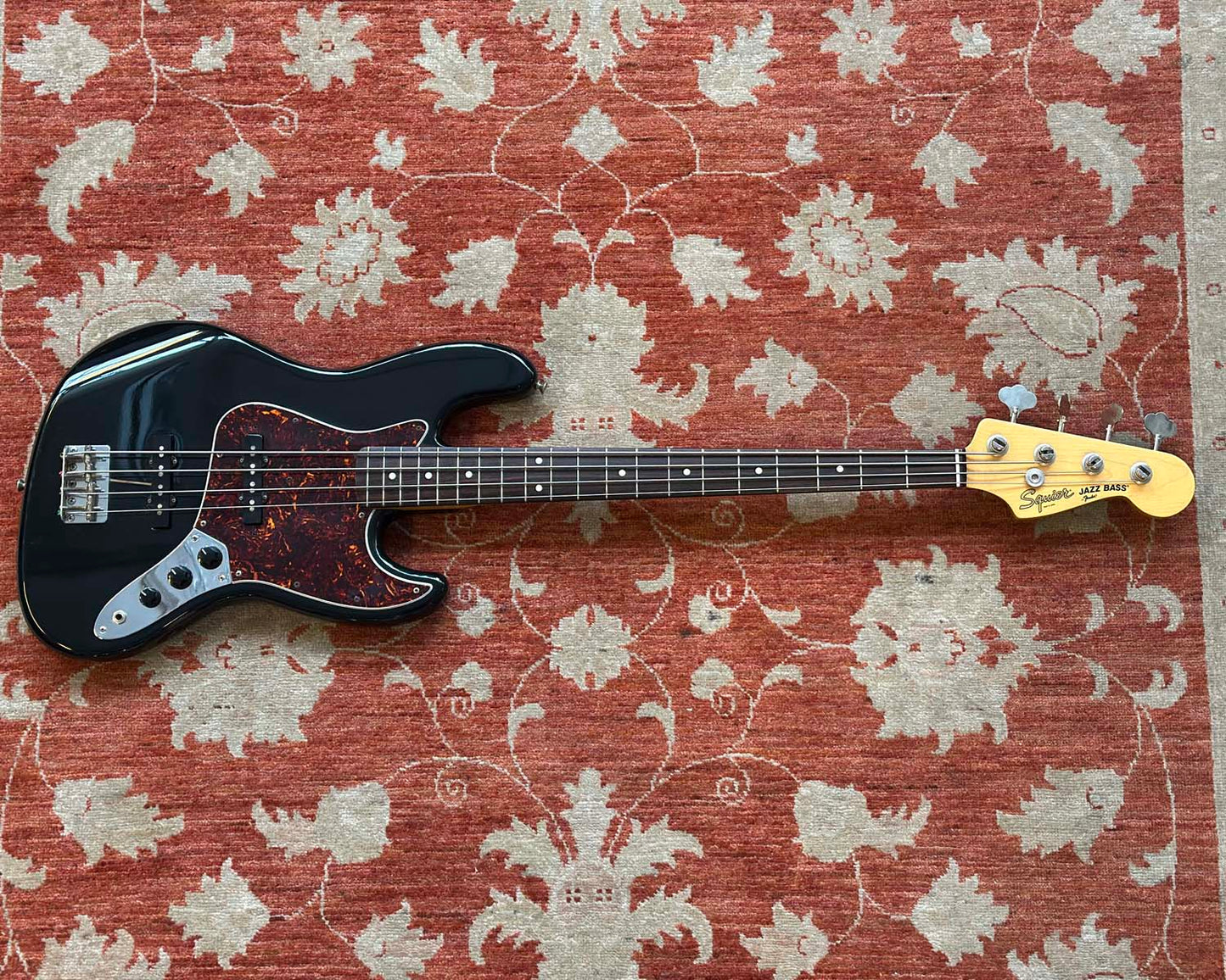 Squier by Fender JV '62 Reissue Jazz Bass