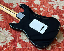 Load image into Gallery viewer, 1992 Squier by Fender Stratocaster - Made in Korea
