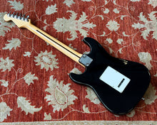 Load image into Gallery viewer, 1992 Squier by Fender Stratocaster - Made in Korea
