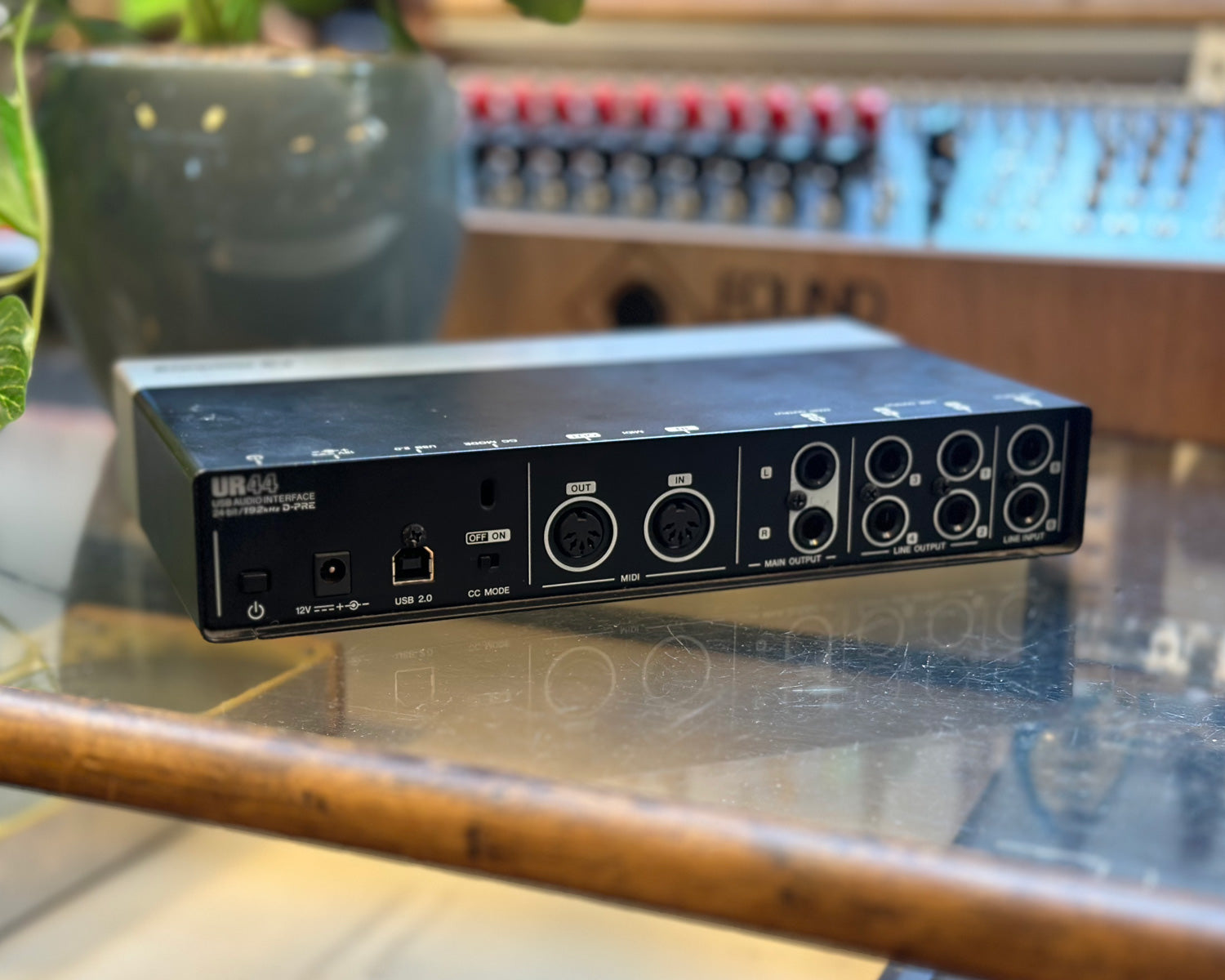 Steinberg UR44 Audio Interface – Found Sound