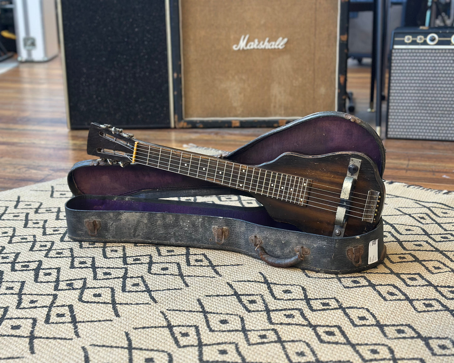 1930s - 1940s Stella Lap Steel - Horsehoe Pickup w/ OHSC