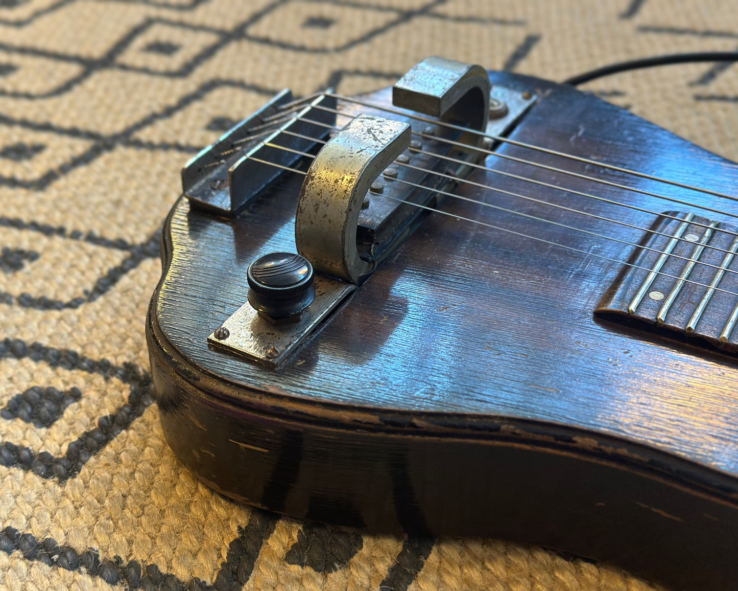 1930s - 1940s Stella Lap Steel - Horsehoe Pickup w/ OHSC