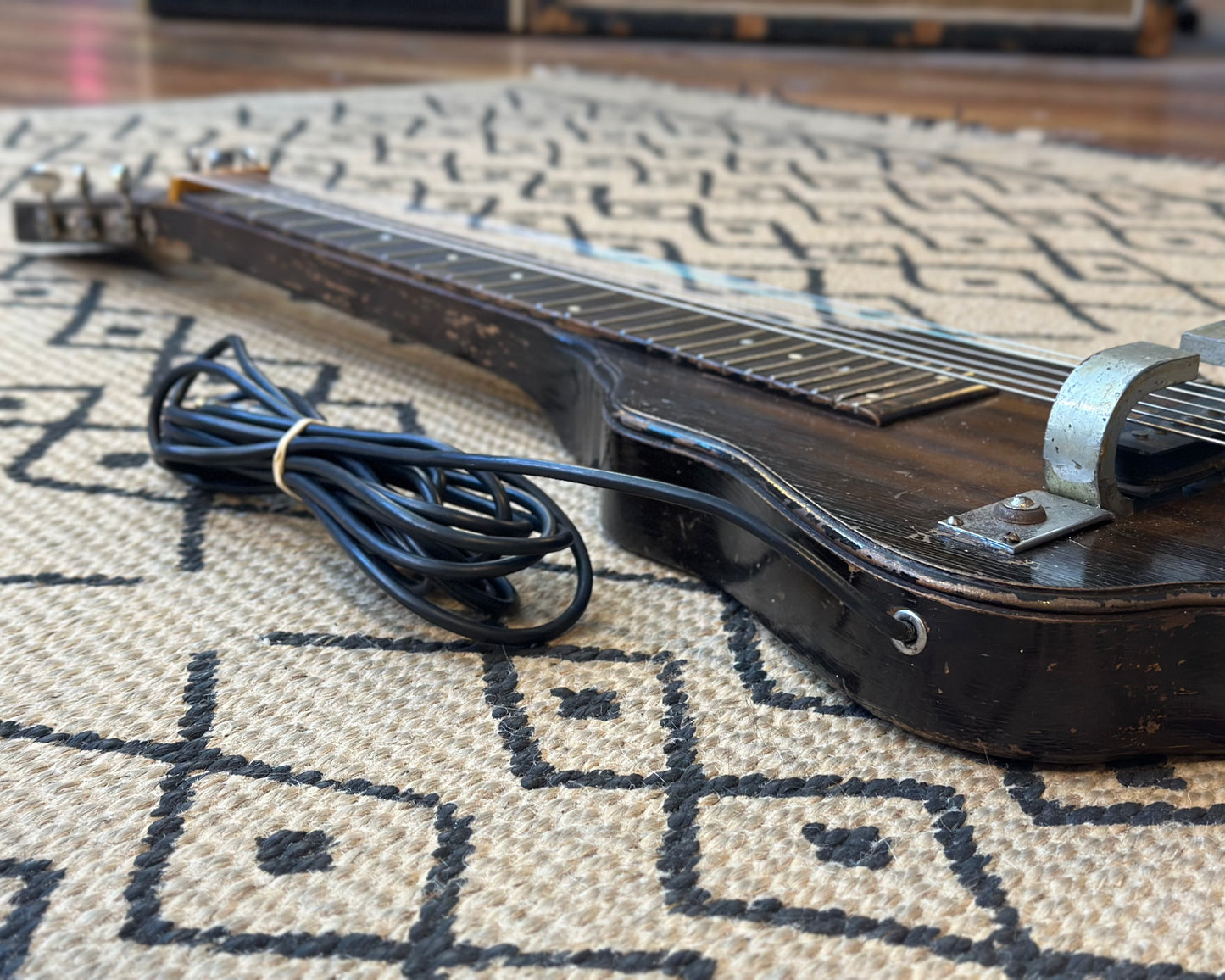 1930s - 1940s Stella Lap Steel - Horsehoe Pickup w/ OHSC