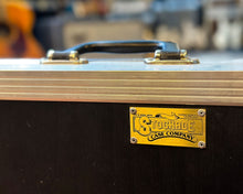 Load image into Gallery viewer, Stockade Case Company Flight Case - Electric Guitar
