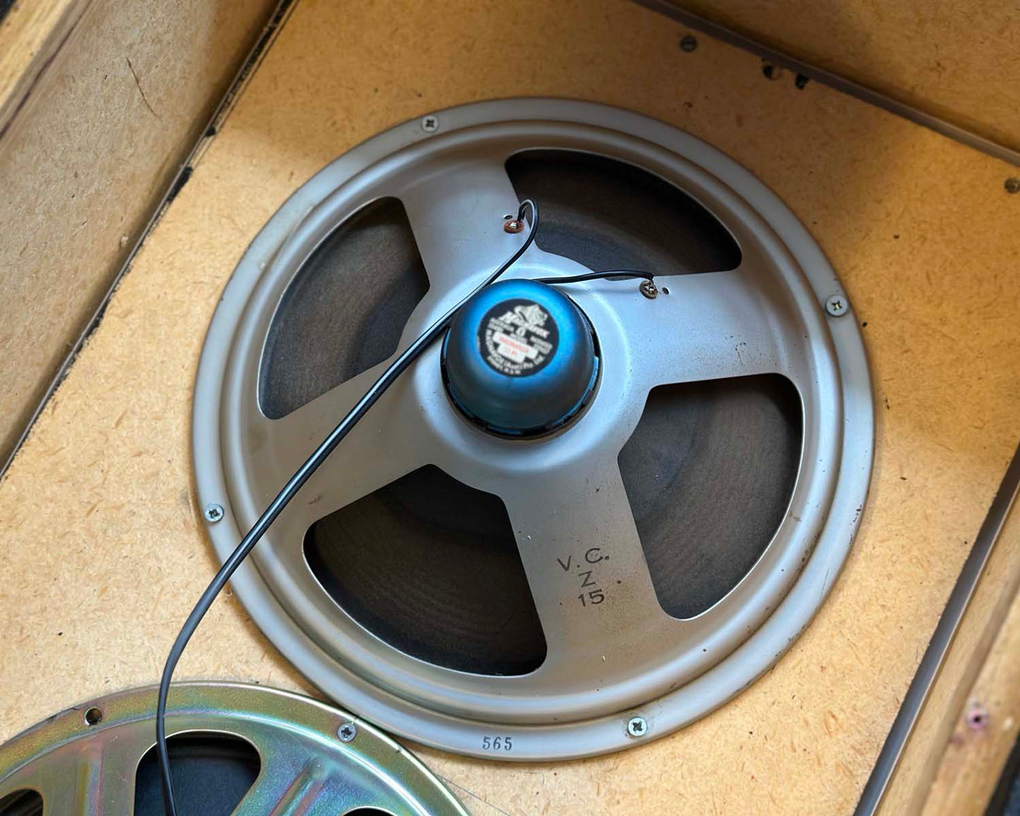 1970s Strauss Minuet Valve PA Head & Speakers