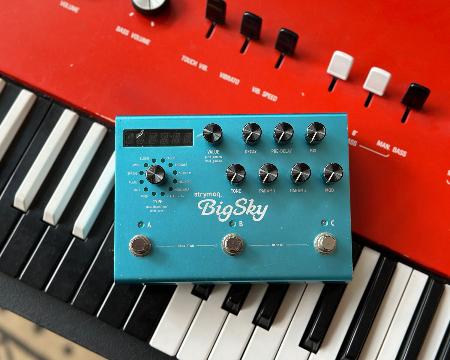 Strymon Big Sky – Found Sound