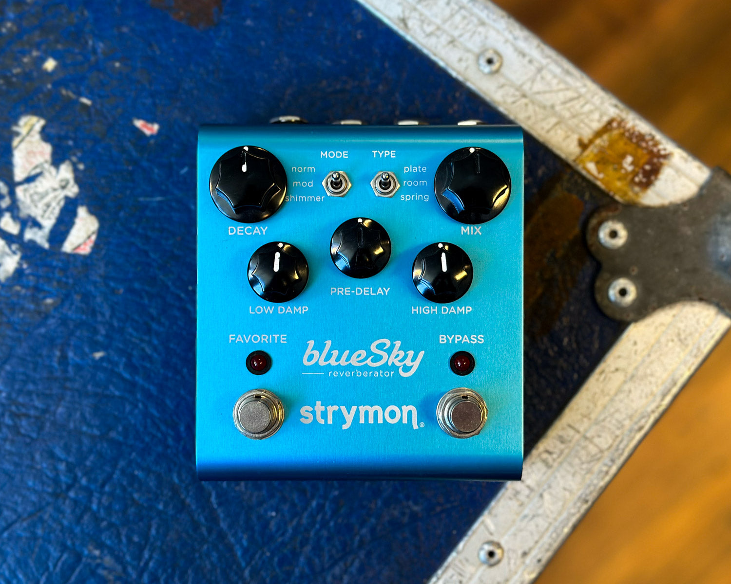 Strymon BlueSky v1 Reverberator Pedal – Found Sound