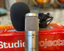 Load image into Gallery viewer, Studio Projects B1 Condenser Microphone
