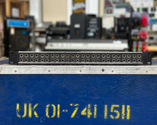 Load image into Gallery viewer, Switchcraft MT48HNX Patchbay

