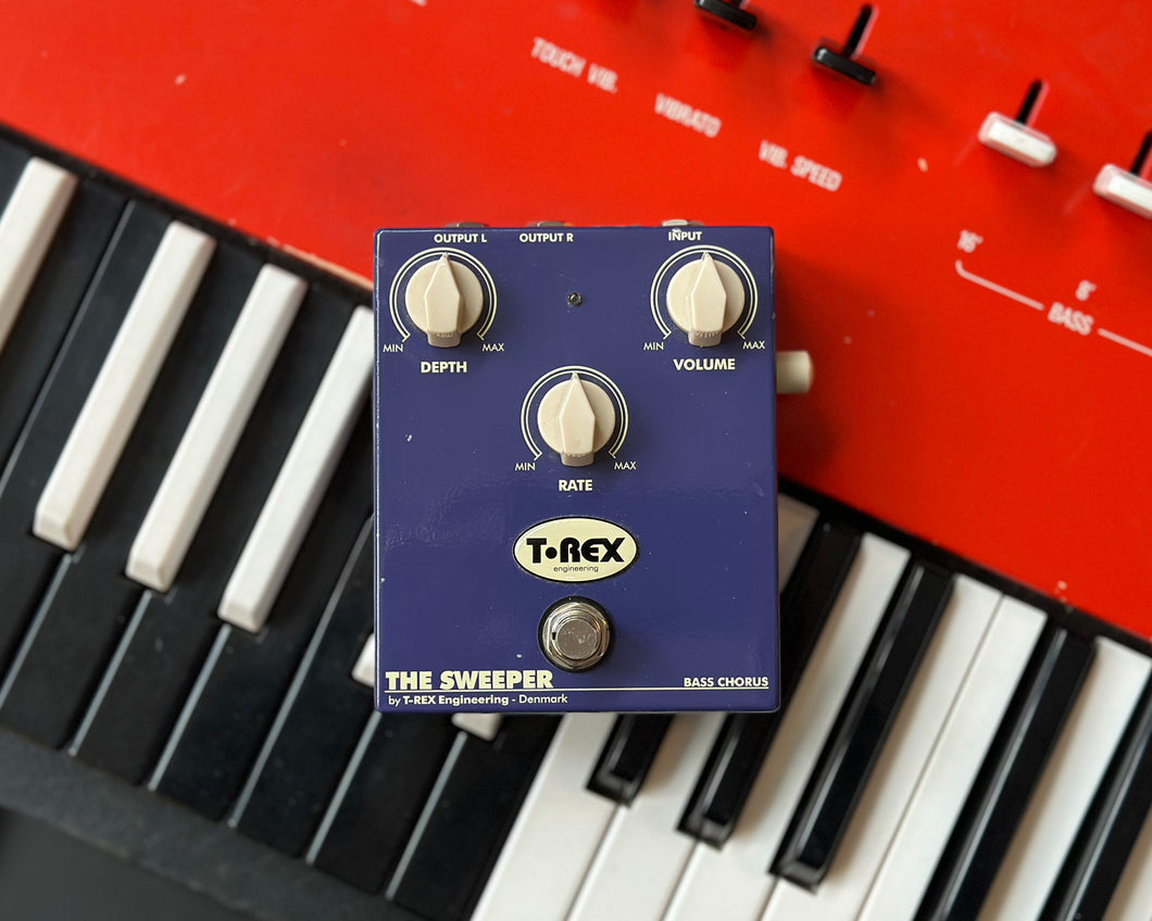 T-REX The Sweeper Chorus Pedal