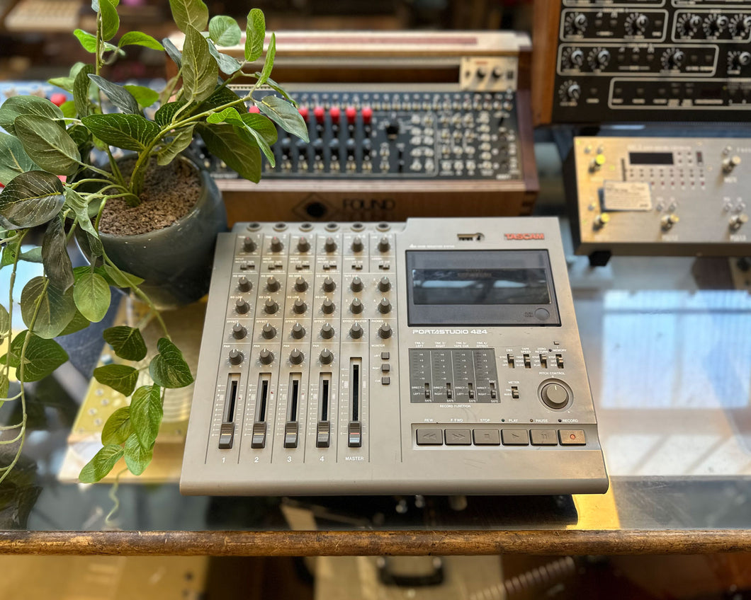 TASCAM Portastudio 424 Portable Cassette 4 Track Recorder