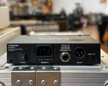 Load image into Gallery viewer, TC Electronic BAM200

