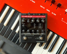 Load image into Gallery viewer, TC Helicon Voicetone Harmony GXT Vocal and Guitar Effects Processor
