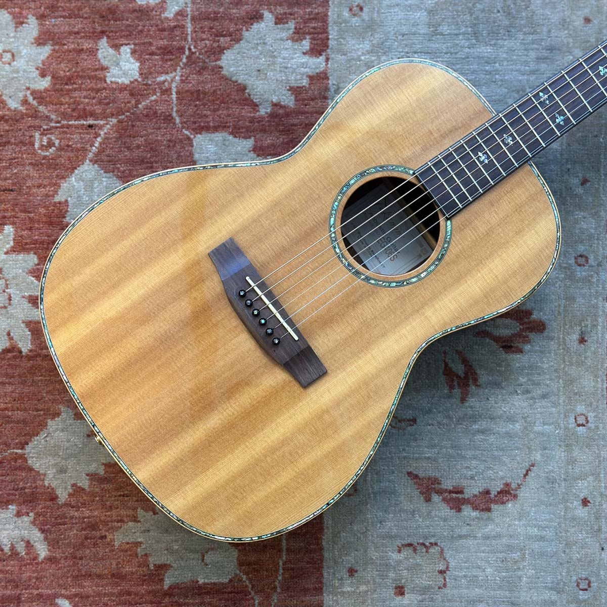 Takamine EG406S Parlour Acoustic w/ Pickup