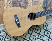 Load image into Gallery viewer, Tanglewood Java TWJP E - Electric Parlor Guitar
