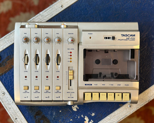 Tascam MF-P01 Portastudio