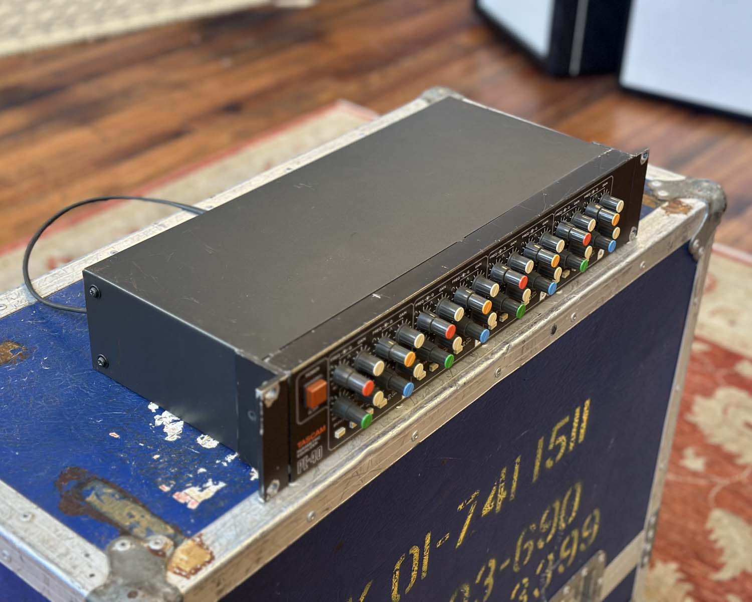 ジャンク扱い TASCAM PE-40 PARAMETRIC EQUALIZER タスカム 