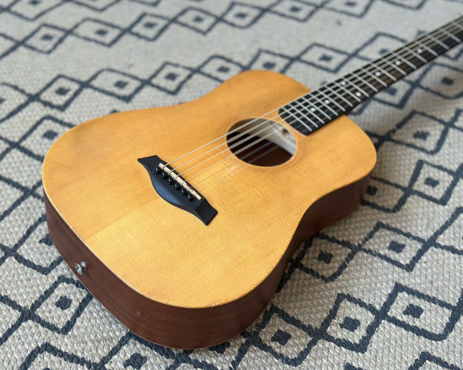 テイラー Baby Taylor 301 GB ベビーテイラー 2000年製 Taylor Baby 301-M-GB 2000 – auldguitars
