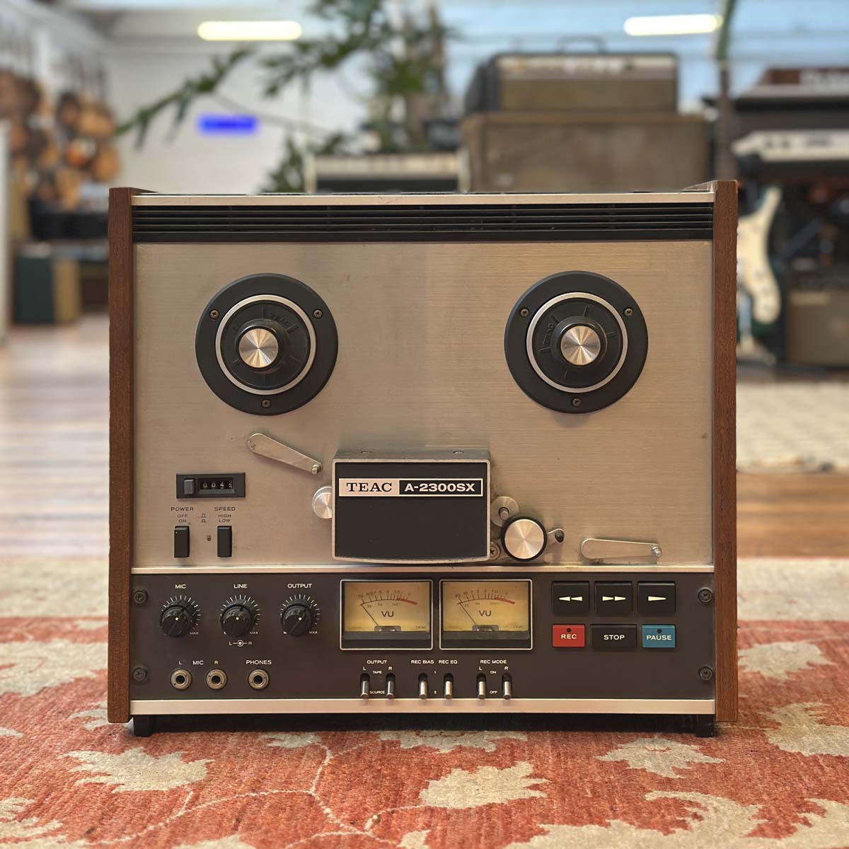 Teac A-2300SX
