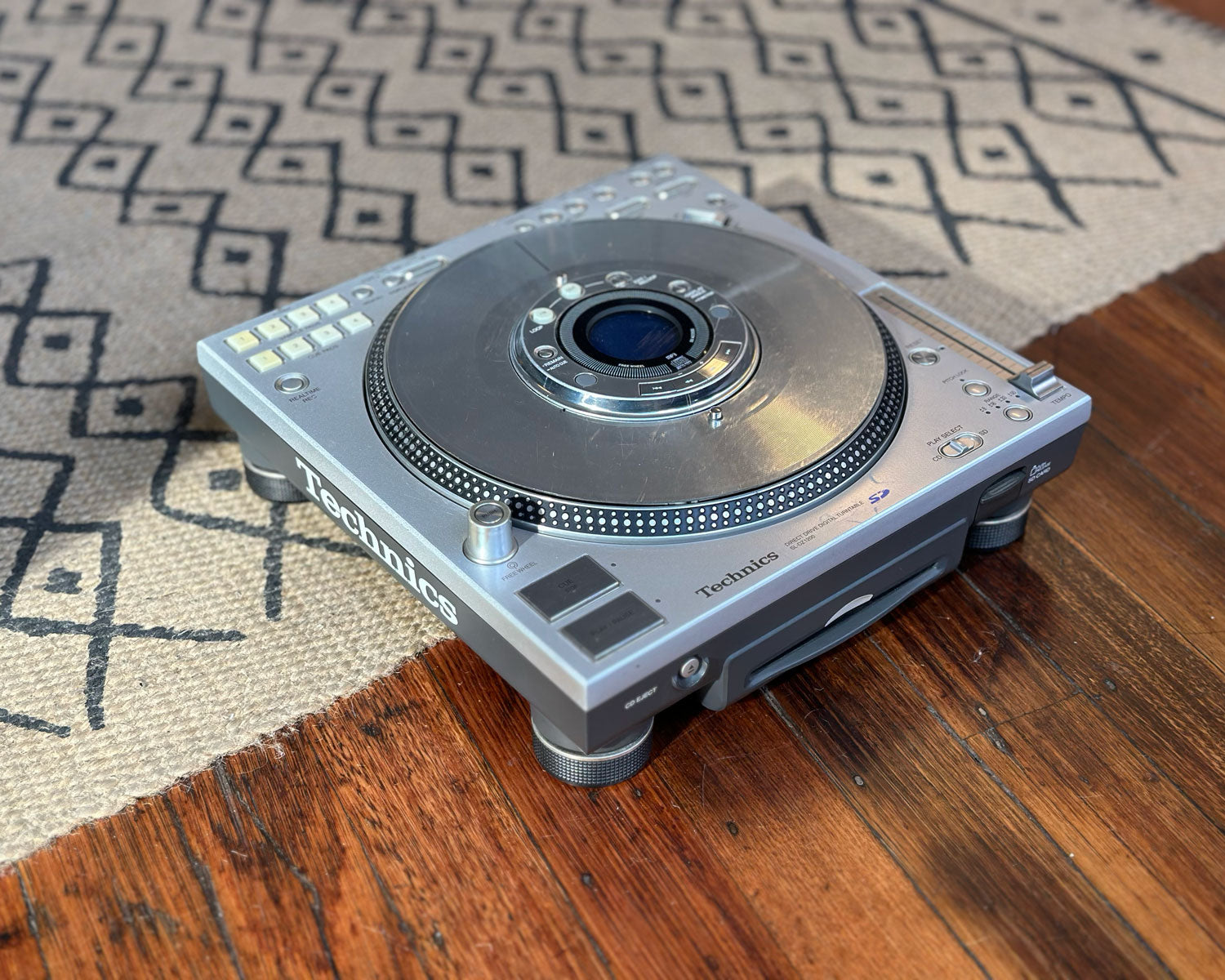 Technics SL-DZ1200（Technics SL-DZ1200 Direct Drive Digital 