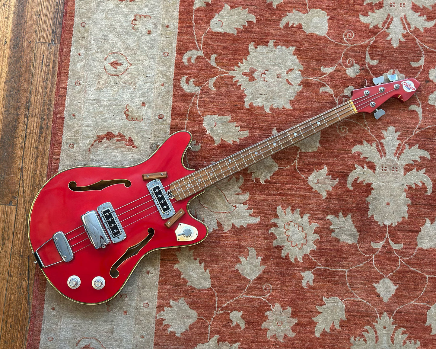 1966 Teisco EP-200B Del Rey Thinline Hollowbody Bass