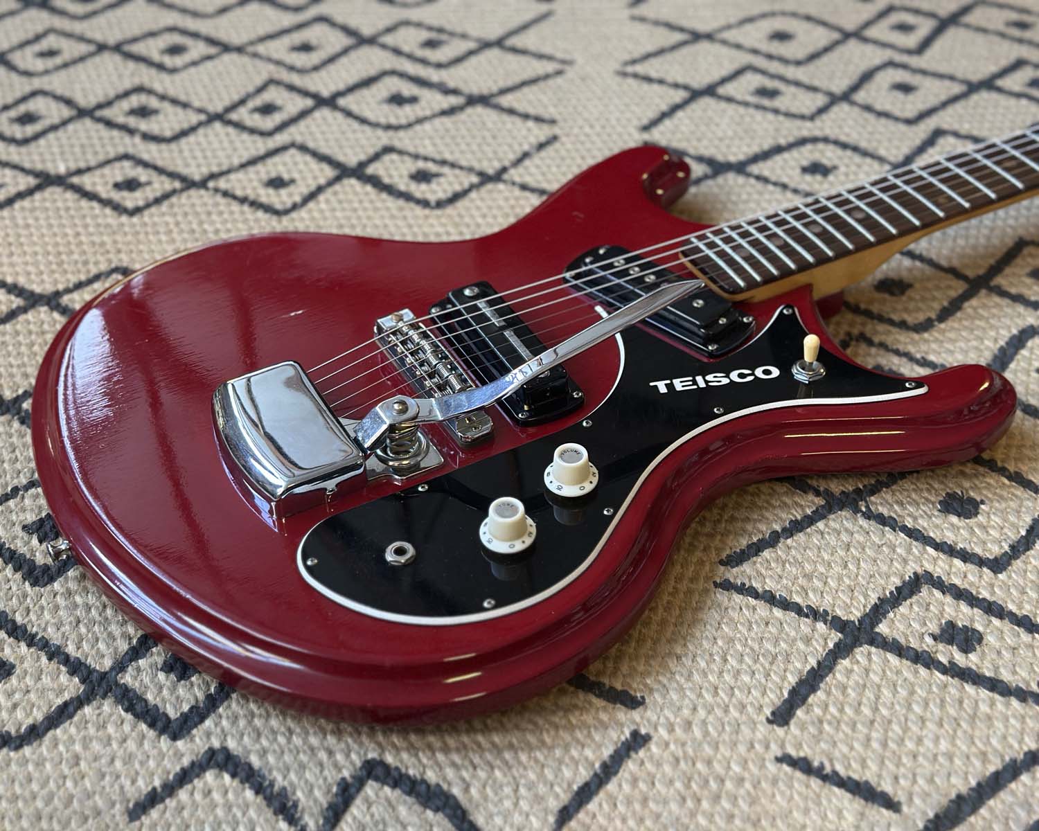 60s Teisco V-2 Vamper Made in Japan – Found Sound
