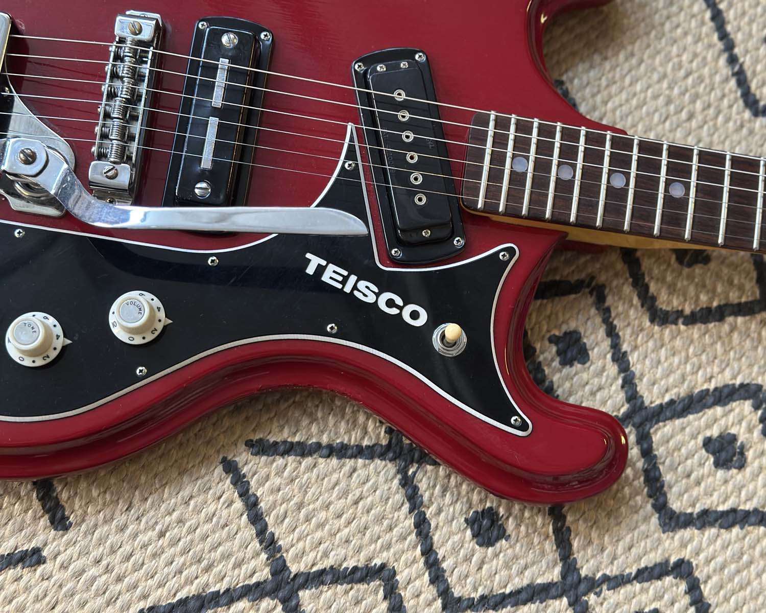 60s Teisco V-2 Vamper Made in Japan – Found Sound