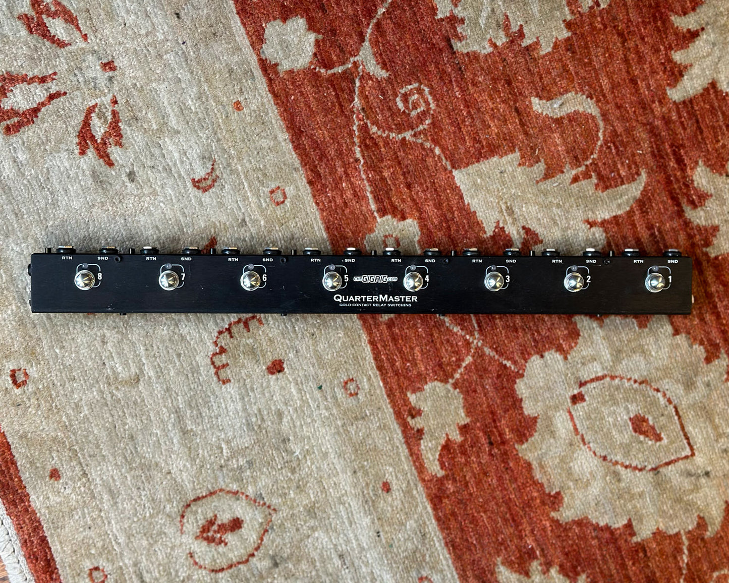The GigRig QuarterMaster 8 Gold-Contact Relay Switching Pedal