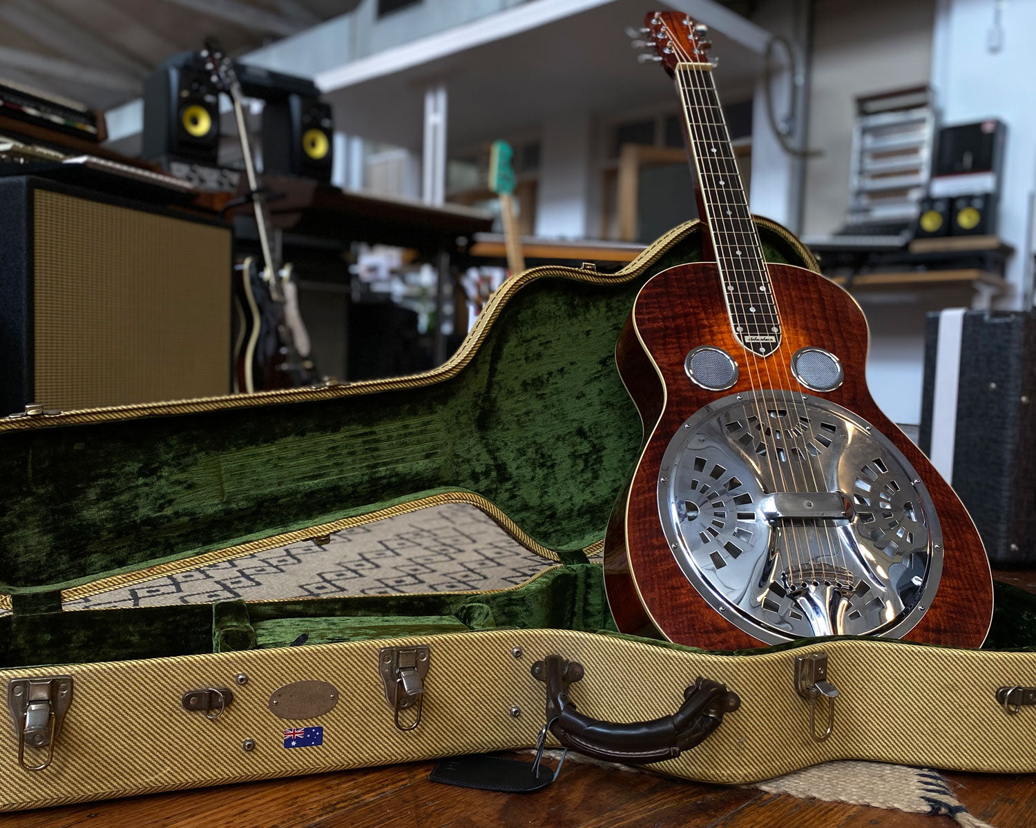 97 Tim Scheerhorn Slide Guitar R body Resophonic Guitar Found Sound